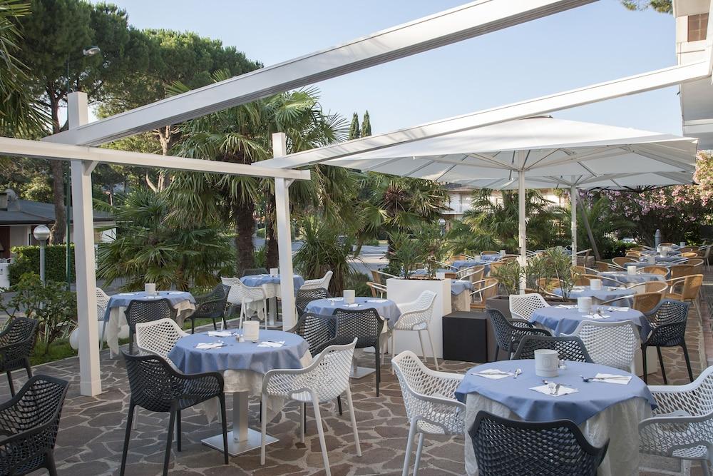 Hotel Delle Nazioni Lignano Sabbiadoro Buitenkant foto