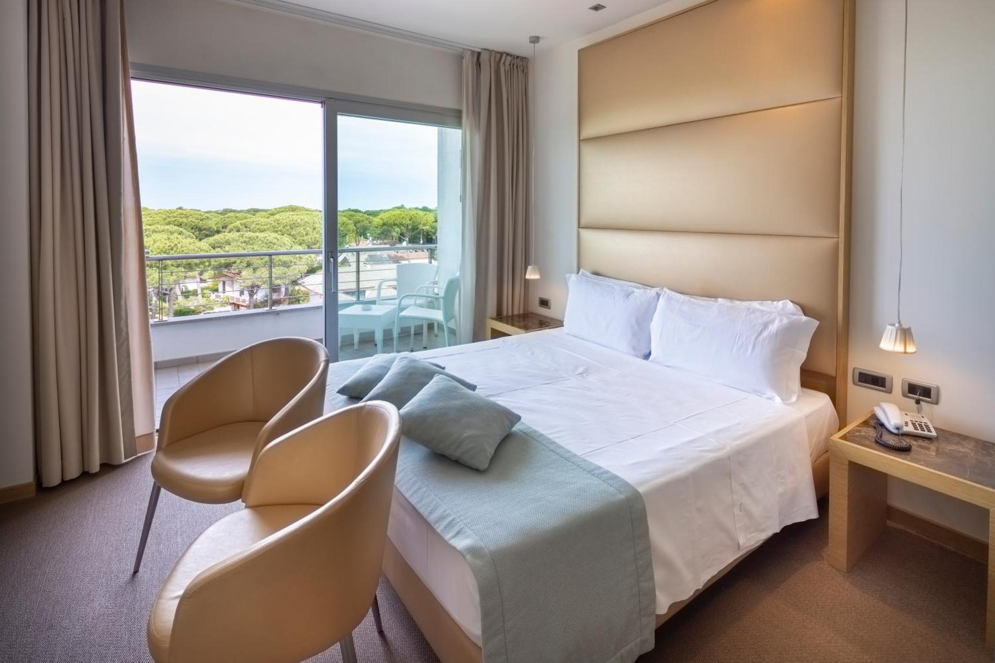 Hotel Delle Nazioni Lignano Sabbiadoro Buitenkant foto